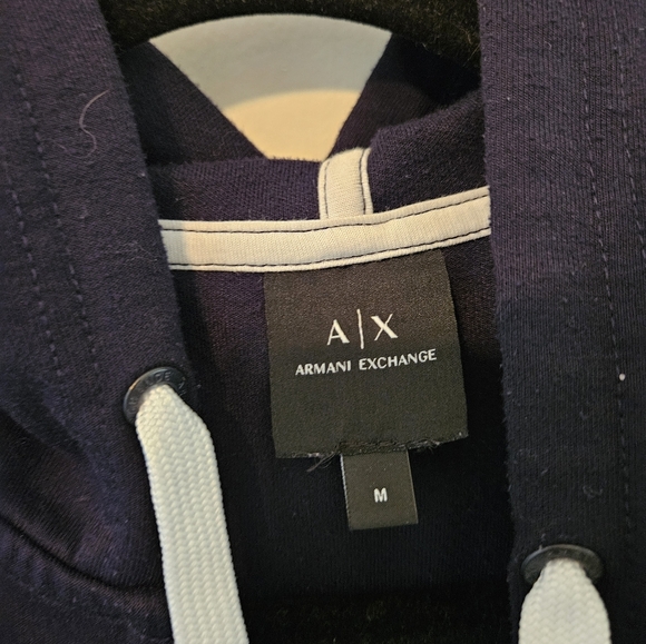 Used Medium Men's Black Armani Exchange Zip-Up Hoodie - Picture 9 of 14